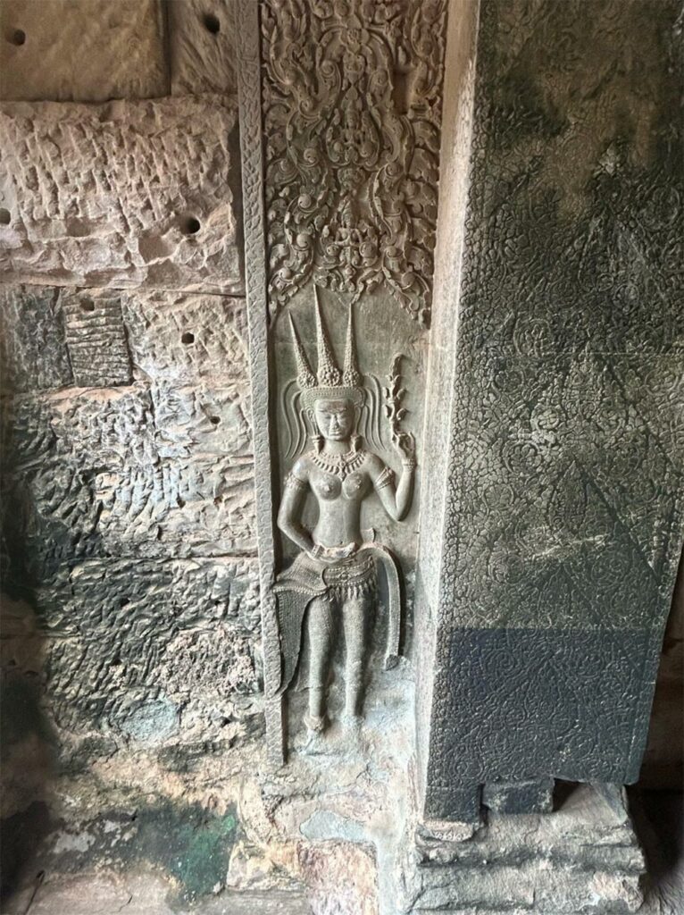 Hindu dancer, Angor Wat